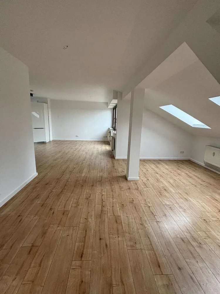 3 Zimmer Wohnung mit 121 m² in Berlin – Bild 4