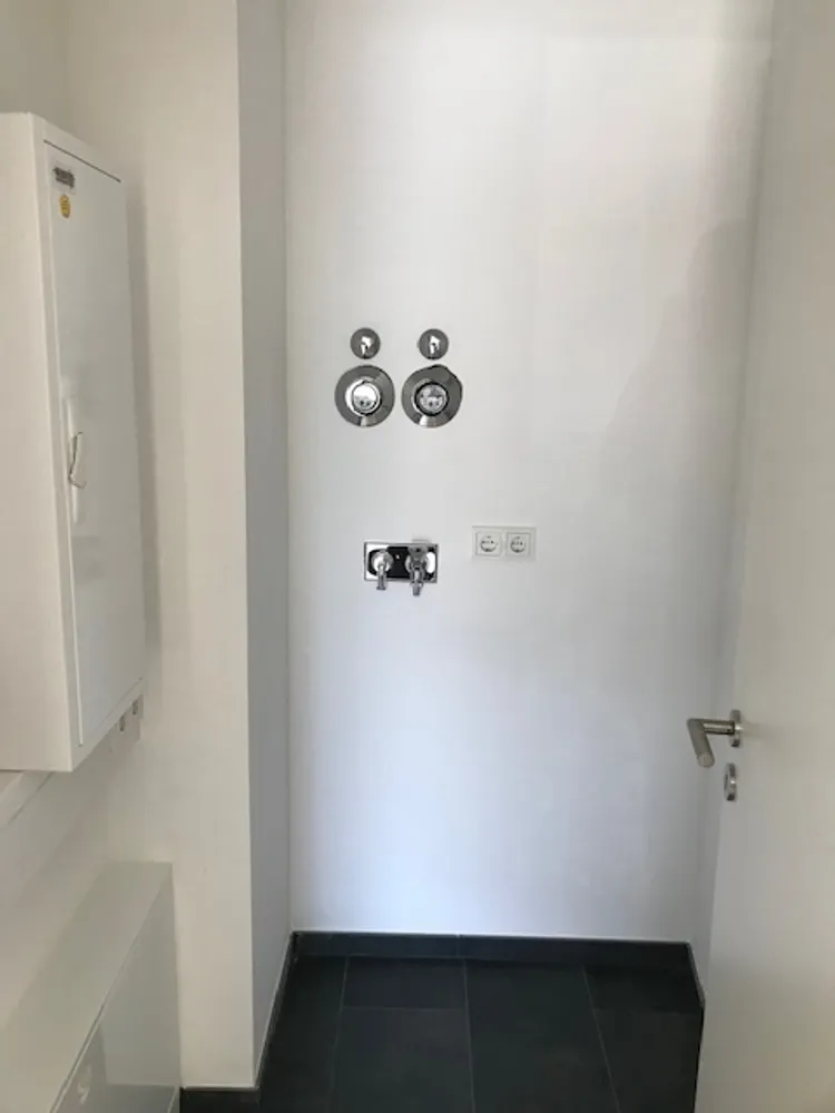 2 Zimmer Wohnung mit 81 m² in Berlin – Bild 9
