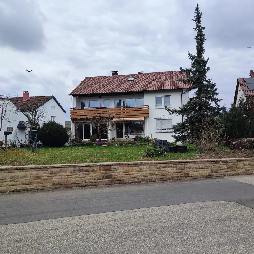8 Zimmer Haus mit 215 m² in Mosbach – Bild 3