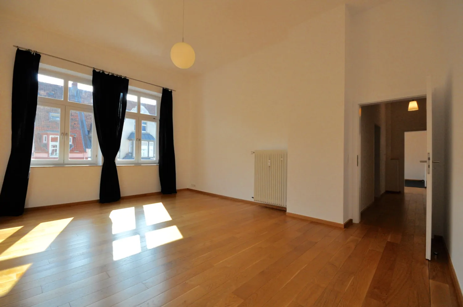6 Zimmer Wohnung mit 246 m² in Hannover – Bild 12