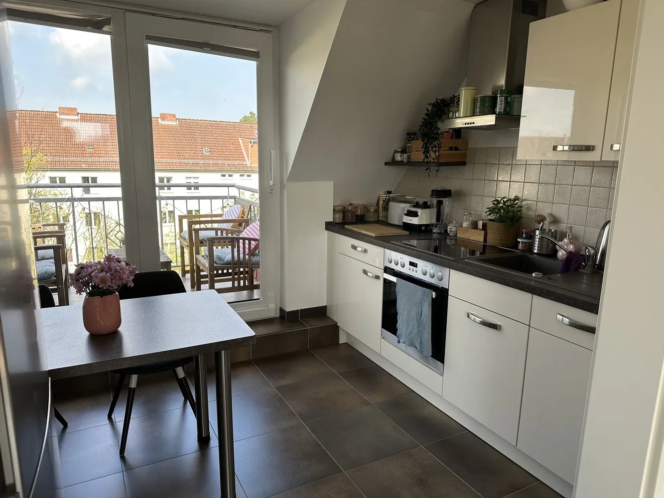 1 Zimmer Wohnung mit 48 m² in Rostock – Bild 6