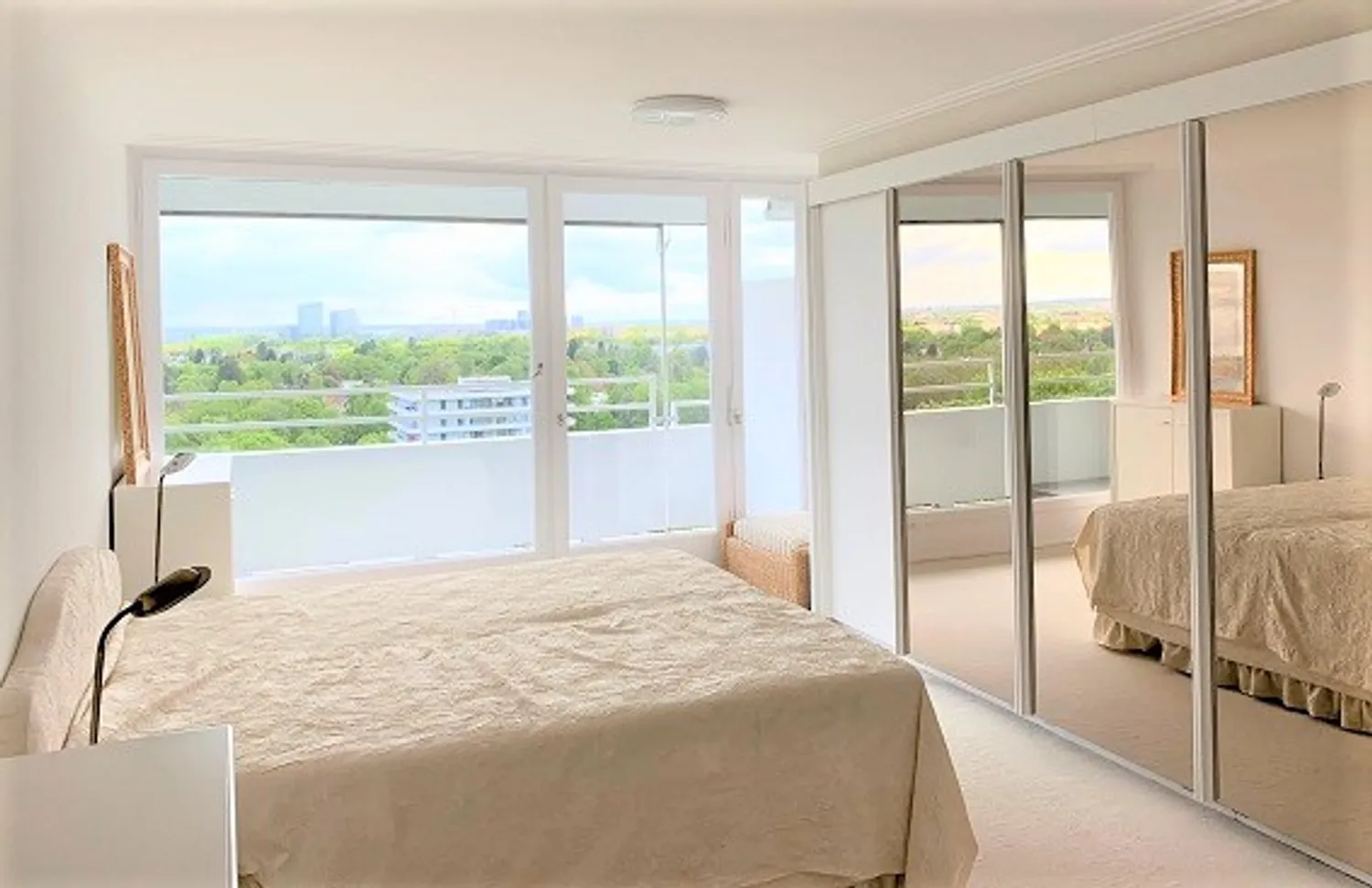 5 Zimmer Wohnung mit 225 m² in München – Bild 7