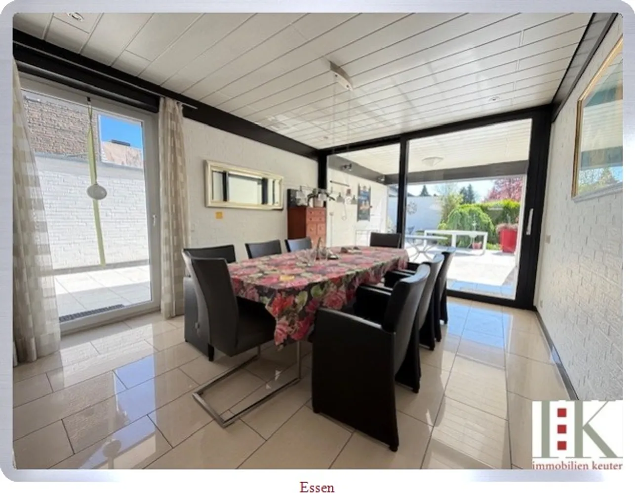 8 room house with 220 m² in Kaarst – Photo 8