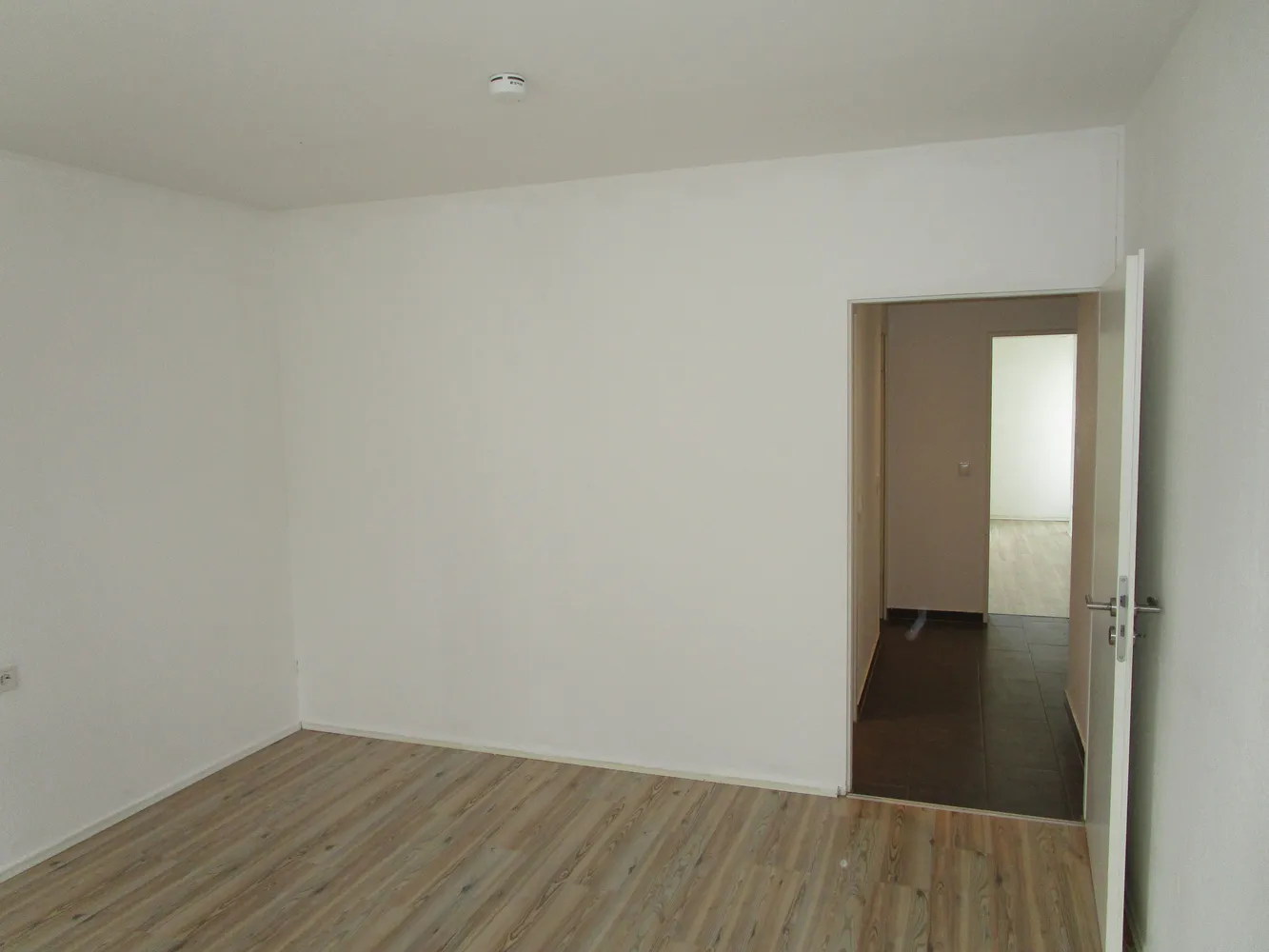 3 Zimmer Wohnung mit 76 m² in Köln – Bild 1