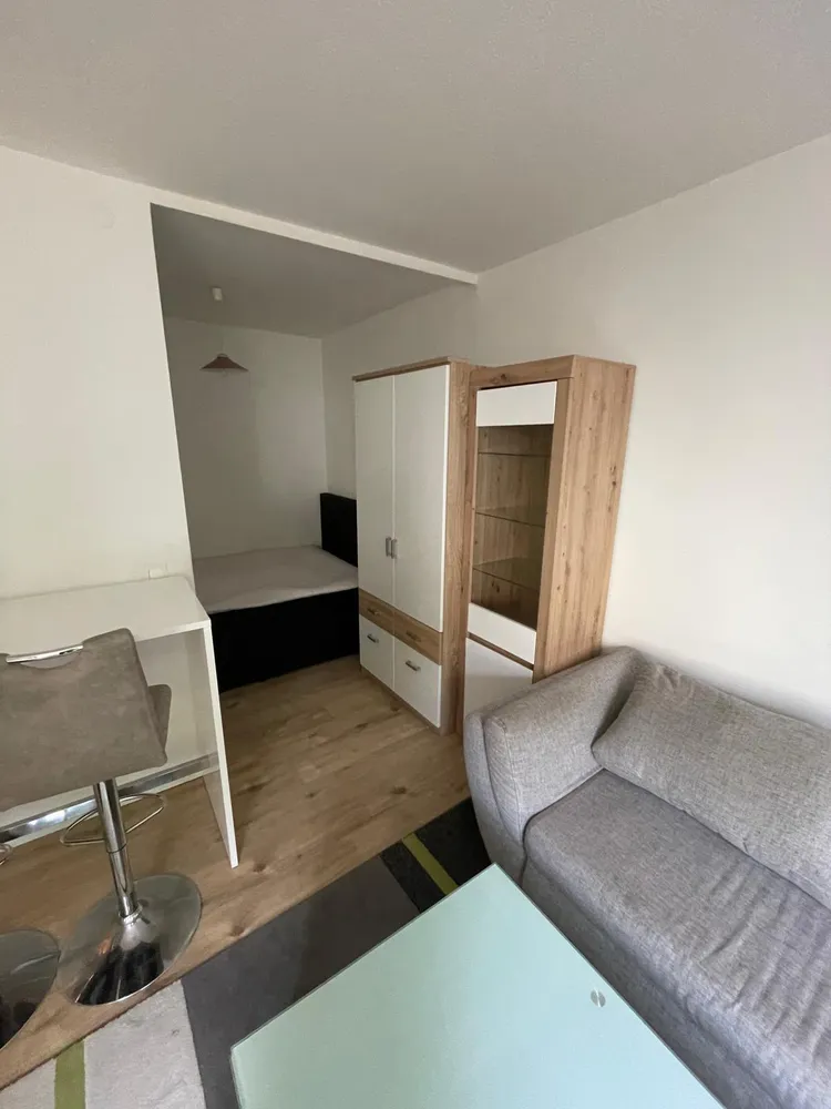 2 Zimmer Wohnung mit 32 m² in Frankfurt am Main – Bild 2
