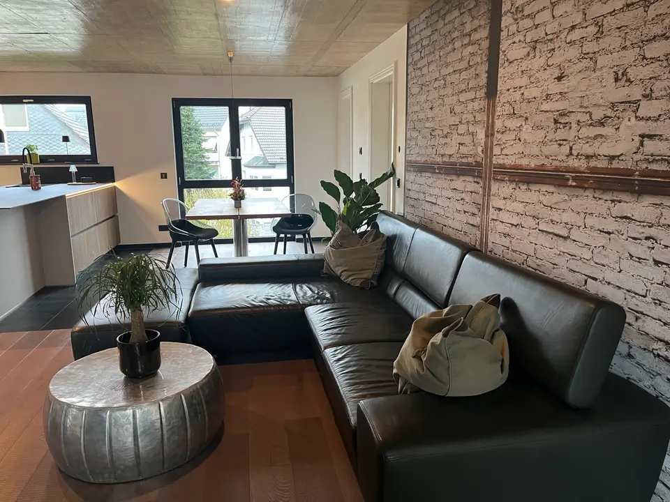 5 Zimmer Wohnung mit 130 m² in Bergisch Gladbach – Bild 1