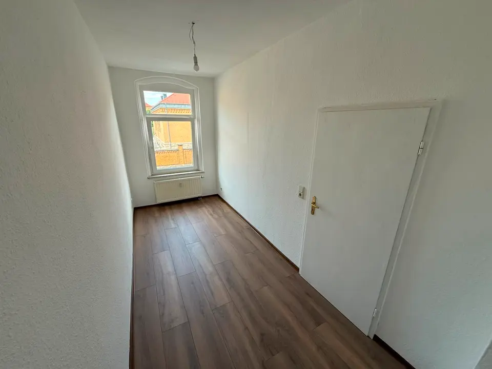 2 Zimmer Wohnung mit 47 m² in Plauen – Bild 3