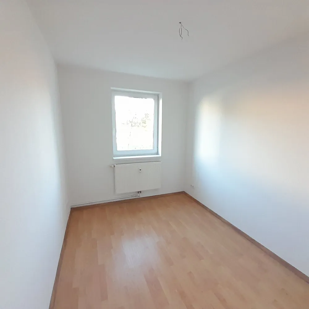 2 Zimmer Wohnung mit 71 m² in Halle (Saale) – Bild 3