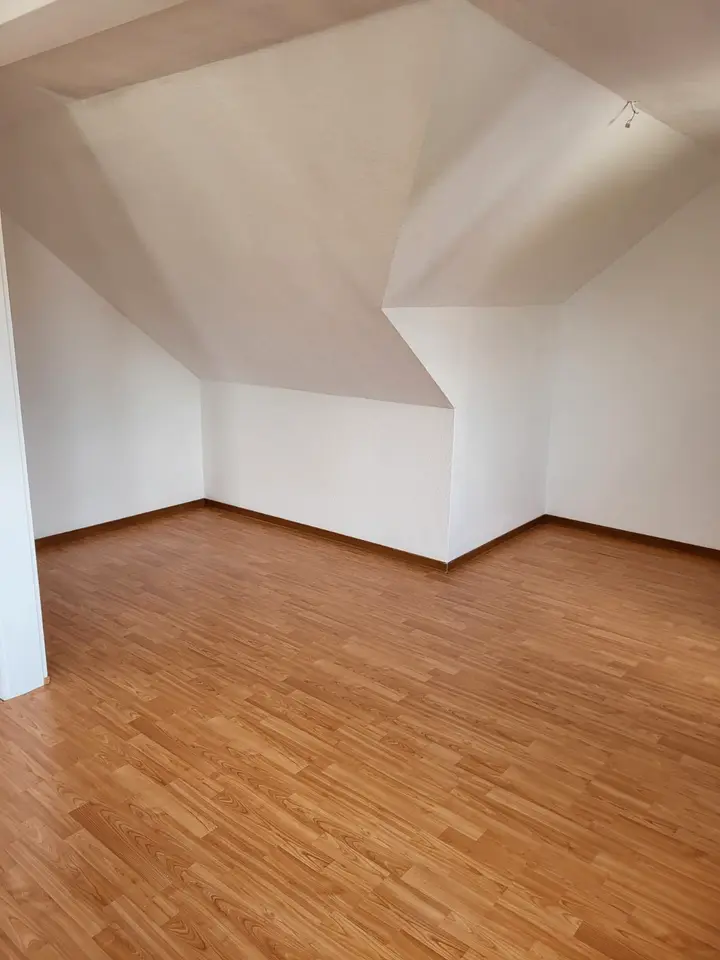 6 Zimmer Wohnung mit 82 m² in Osnabrück – Bild 2