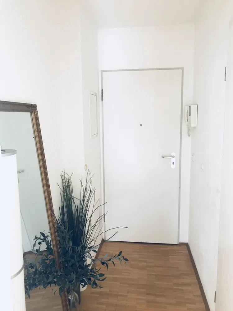 2 Zimmer Wohnung mit 65 m² in München – Bild 9