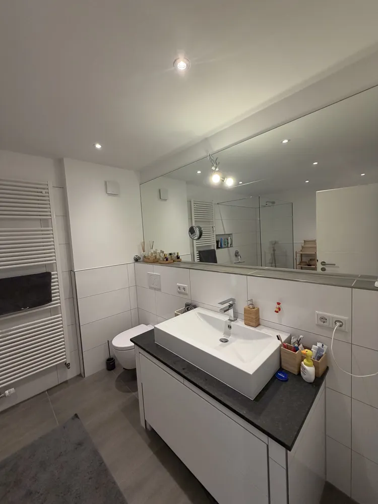 6 Zimmer Wohnung mit 225 m² in Düsseldorf – Bild 7