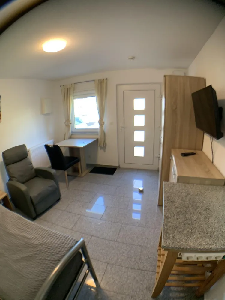 1 Zimmer Wohnung mit 19 m² in Hürth – Bild 1