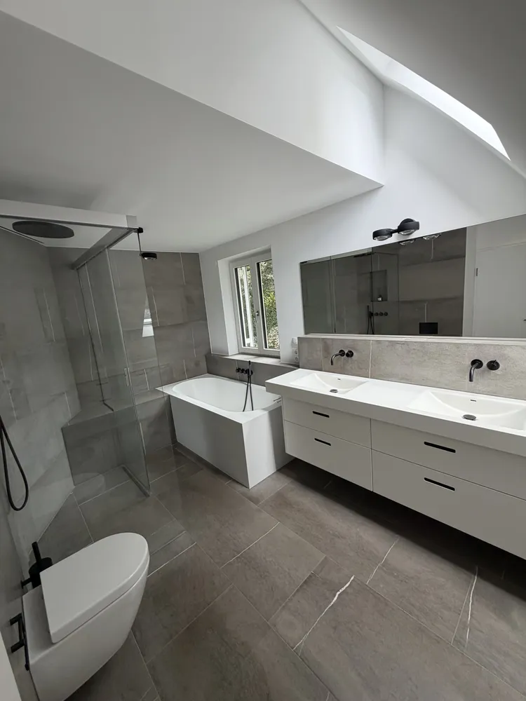 4 Zimmer Wohnung mit 138 m² in München – Bild 12