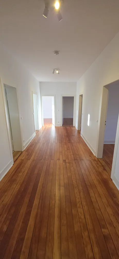 4 Zimmer Wohnung mit 116 m² in Karlsruhe – Bild 2