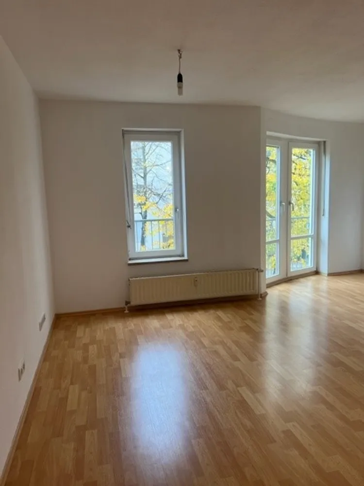 1 room apartment with 30 m² in Dresden – Photo 2