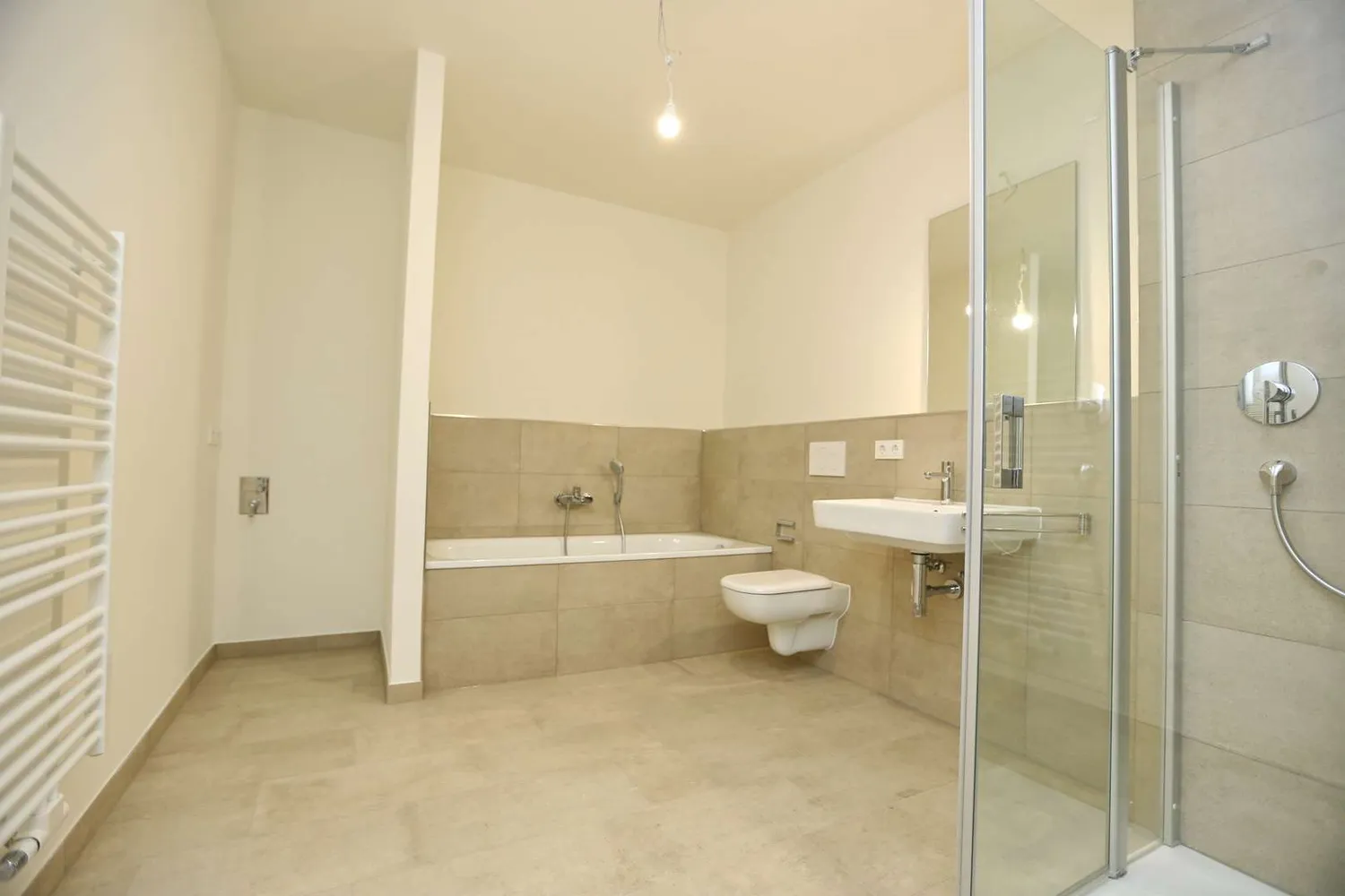 4 Zimmer Wohnung mit 112 m² in Hamburg – Bild 9