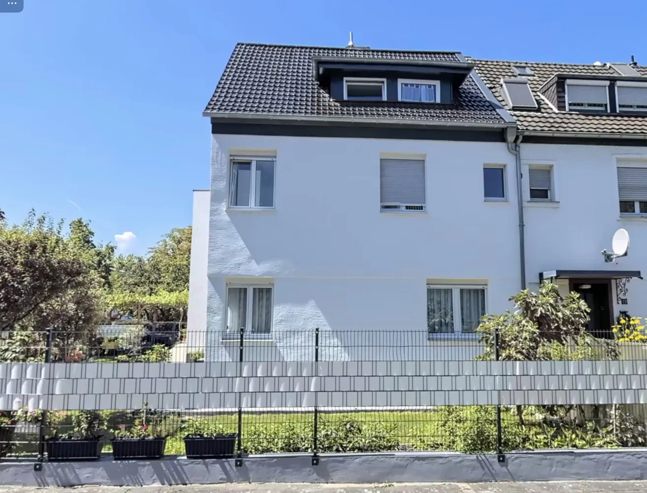 4 Zimmer Wohnung mit 120 m² in Köln – Bild 1