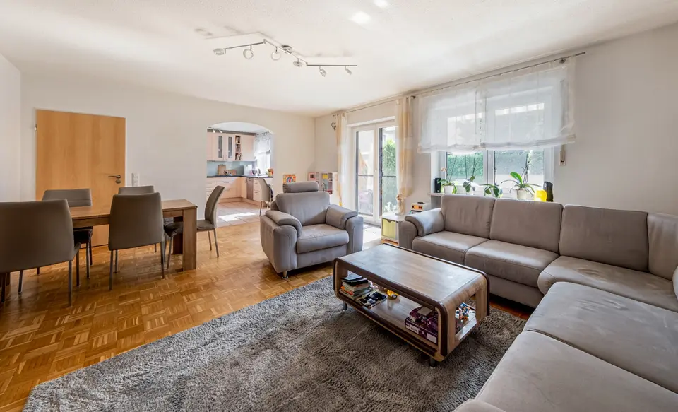 7 Zimmer Wohnung mit 130 m² in Erding – Bild 1