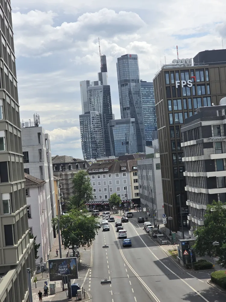 1 Zimmer Wohnung mit 24 m² in Frankfurt am Main – Bild 9