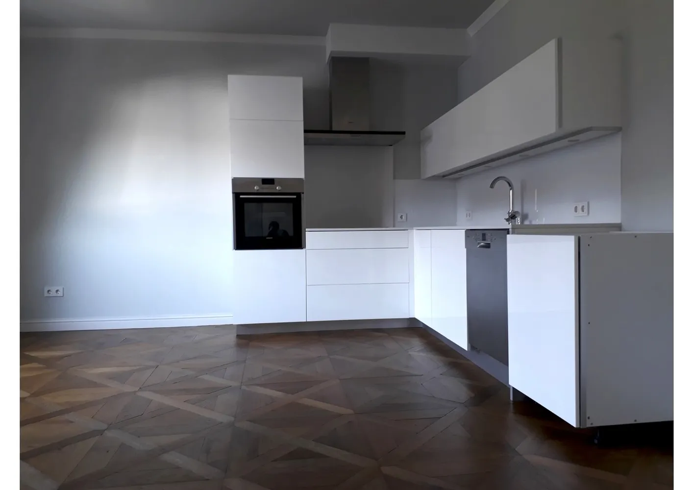 3 Zimmer Wohnung mit 105 m² in Karlsruhe – Bild 2