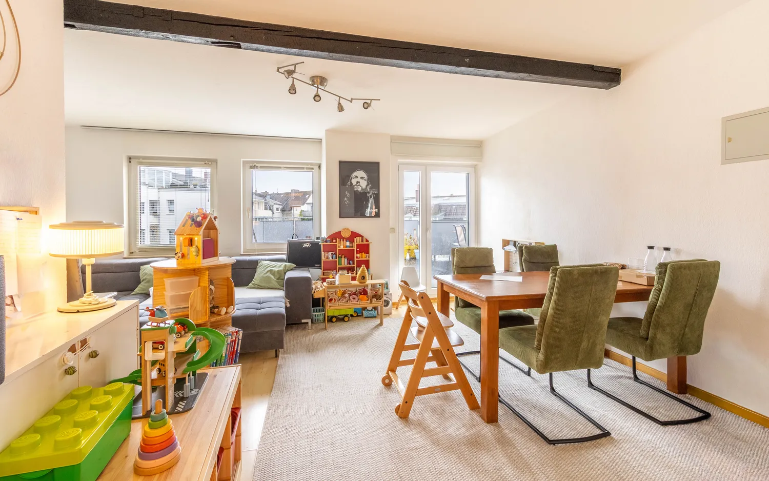 2 Zimmer Wohnung mit 65 m² in Kiel – Bild 2