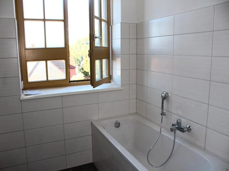 3 Zimmer Wohnung mit 80 m² in Suhl – Bild 7