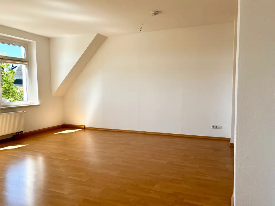 3 Zimmer Wohnung mit 88 m² in Chemnitz – Bild 2