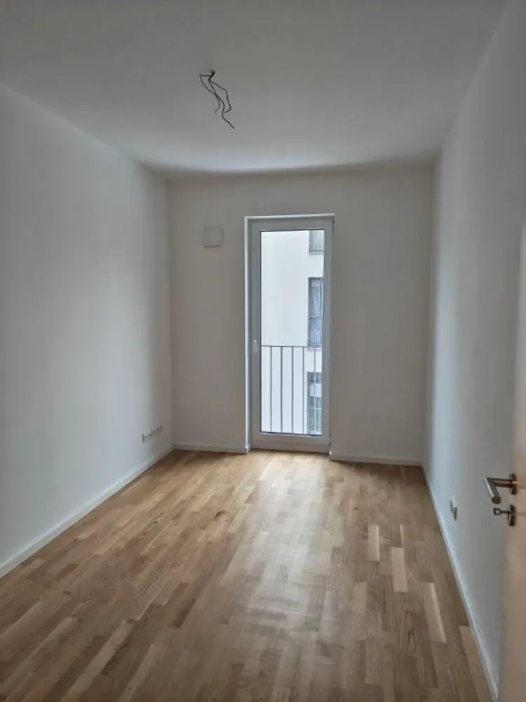 4 Zimmer Wohnung mit 98 m² in Hamburg – Bild 2