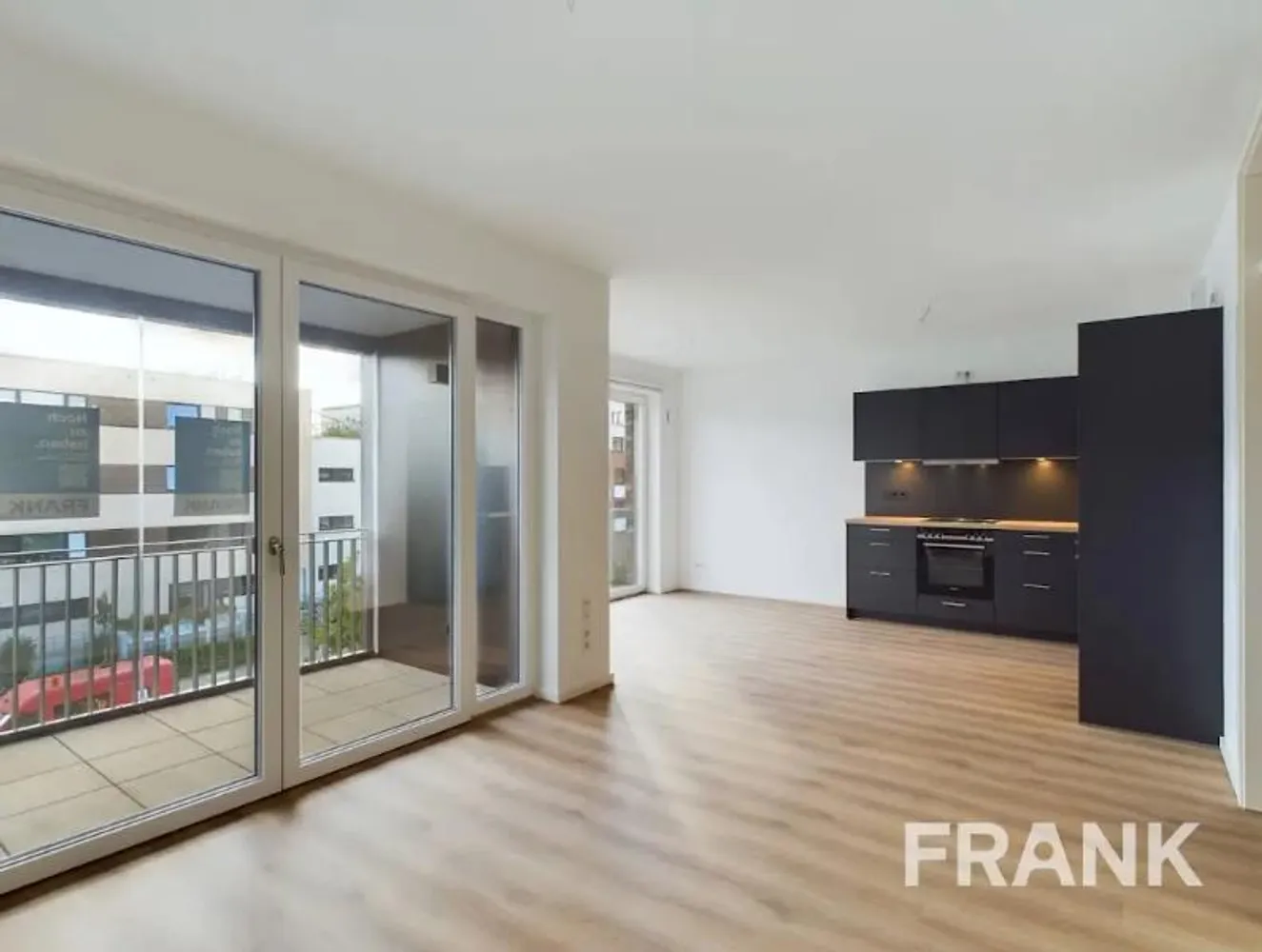 5 Zimmer Wohnung mit 131 m² in Norderstedt – Bild 1