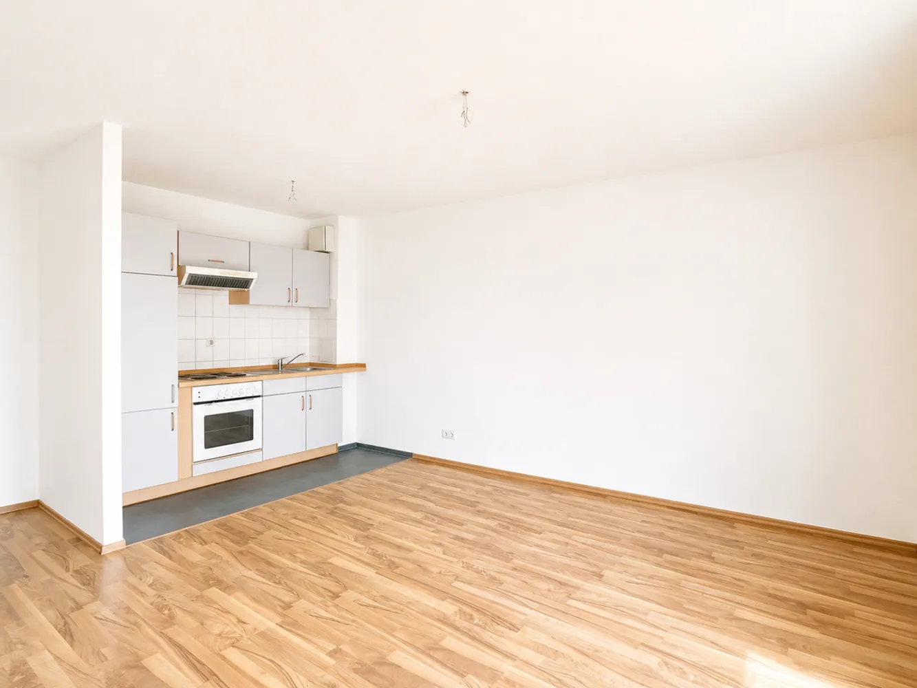 2 Zimmer Wohnung mit 47 m² in Halle (Saale) – Bild 6
