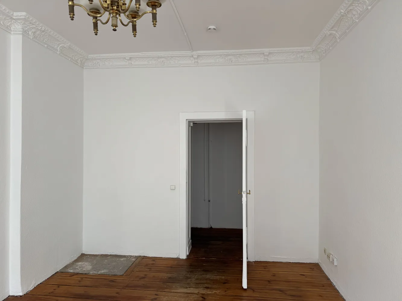 2 Zimmer Wohnung mit 75 m² in Berlin – Bild 1