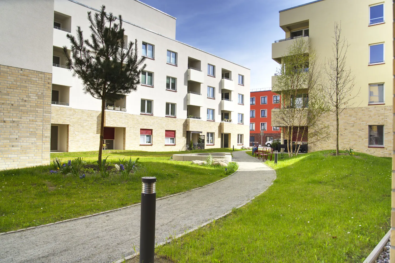 4 Zimmer Wohnung mit 99 m² in Greifswald – Bild 1
