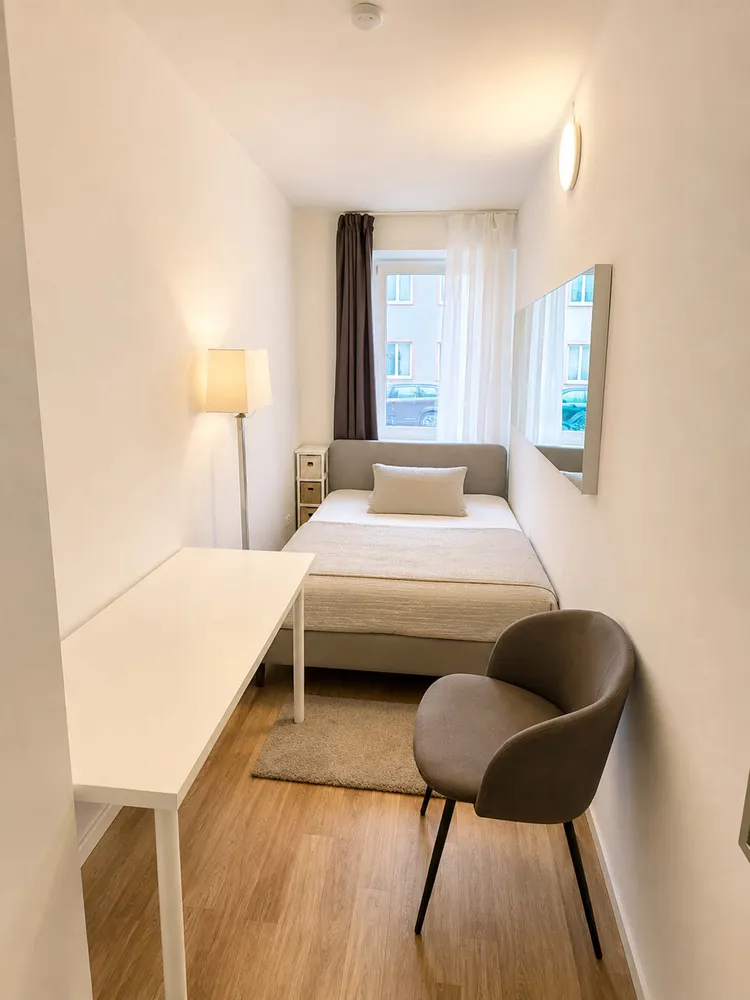 WG-Zimmer mit 10 m² in München – Bild 1
