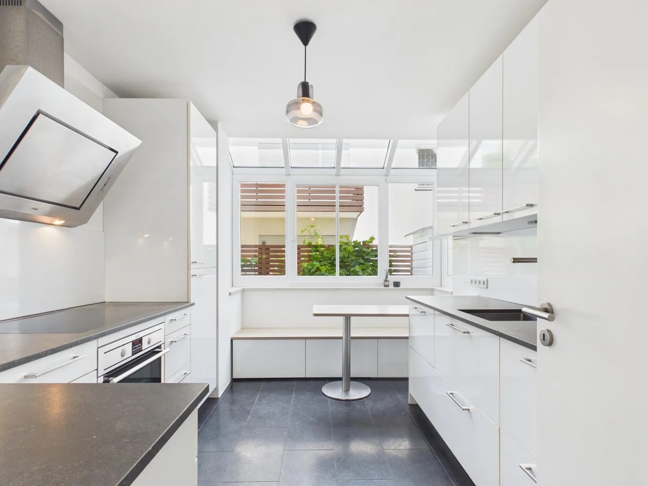 4 Zimmer Wohnung mit 96 m² in München – Bild 4