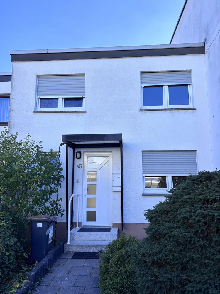 4 Zimmer Haus mit 88 m² in Frankfurt am Main – Bild 1