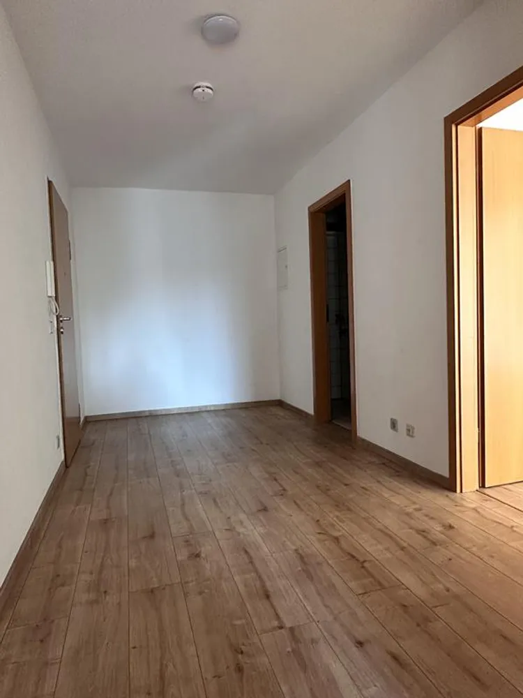 2 Zimmer Wohnung mit 74 m² in Halle (Saale) – Bild 4