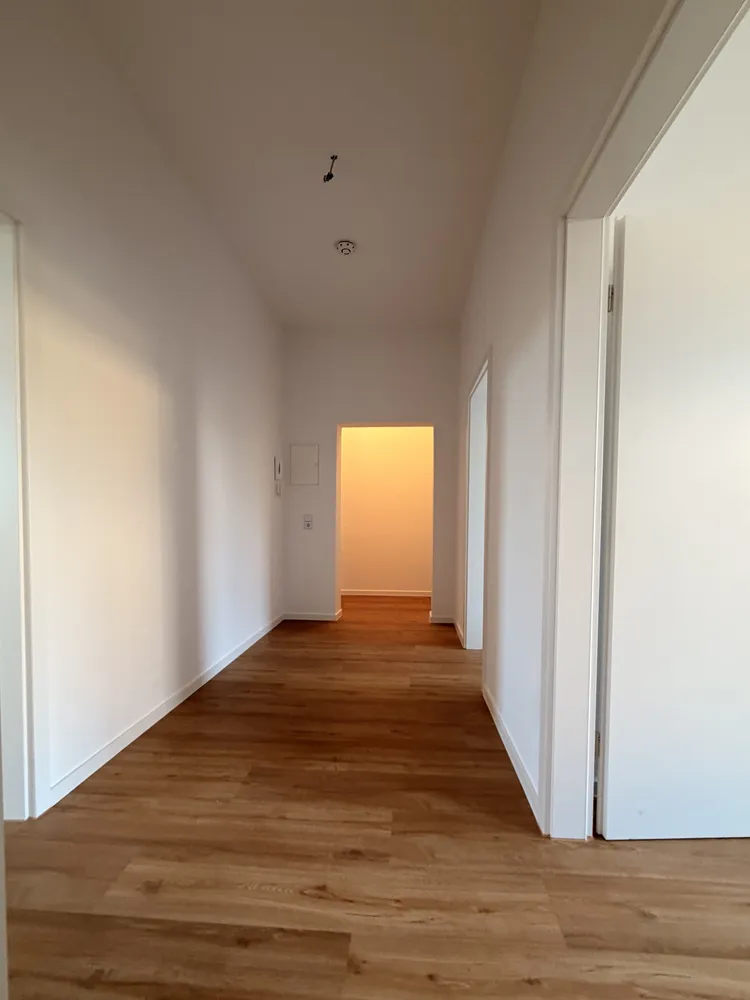 4 Zimmer Wohnung mit 104 m² in Chemnitz – Bild 2