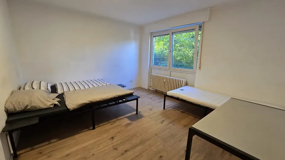 WG-Zimmer mit 80 m² in Frechen – Bild 2