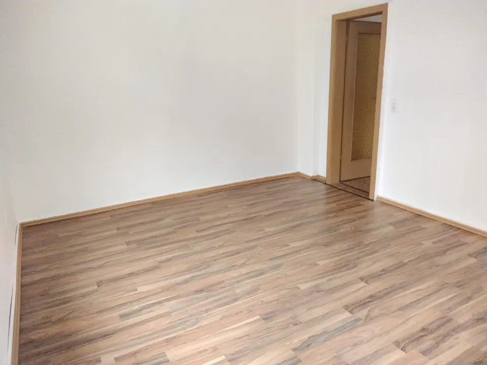 3 Zimmer Wohnung mit 83 m² in Sonneberg – Bild 1