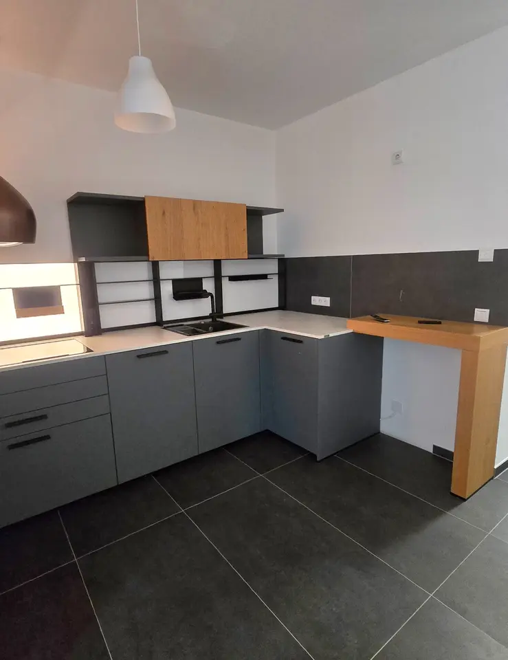 5 Zimmer Wohnung mit 191 m² in Merseburg – Bild 2