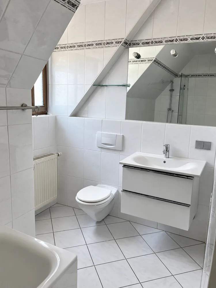 4 Zimmer Wohnung mit 112 m² in Wiesbaden – Bild 8