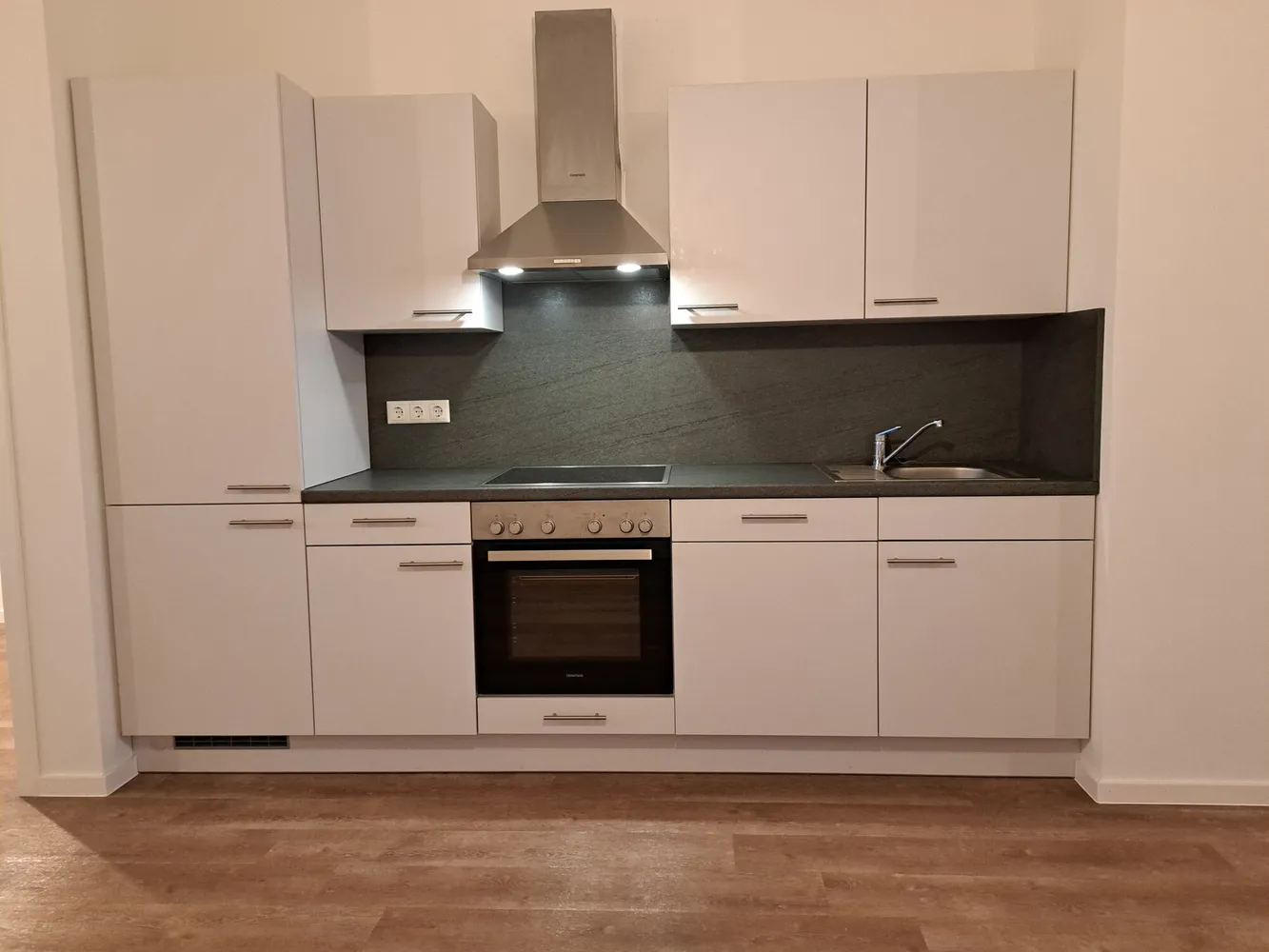 2 Zimmer Wohnung mit 72 m² in Lübeck – Bild 5