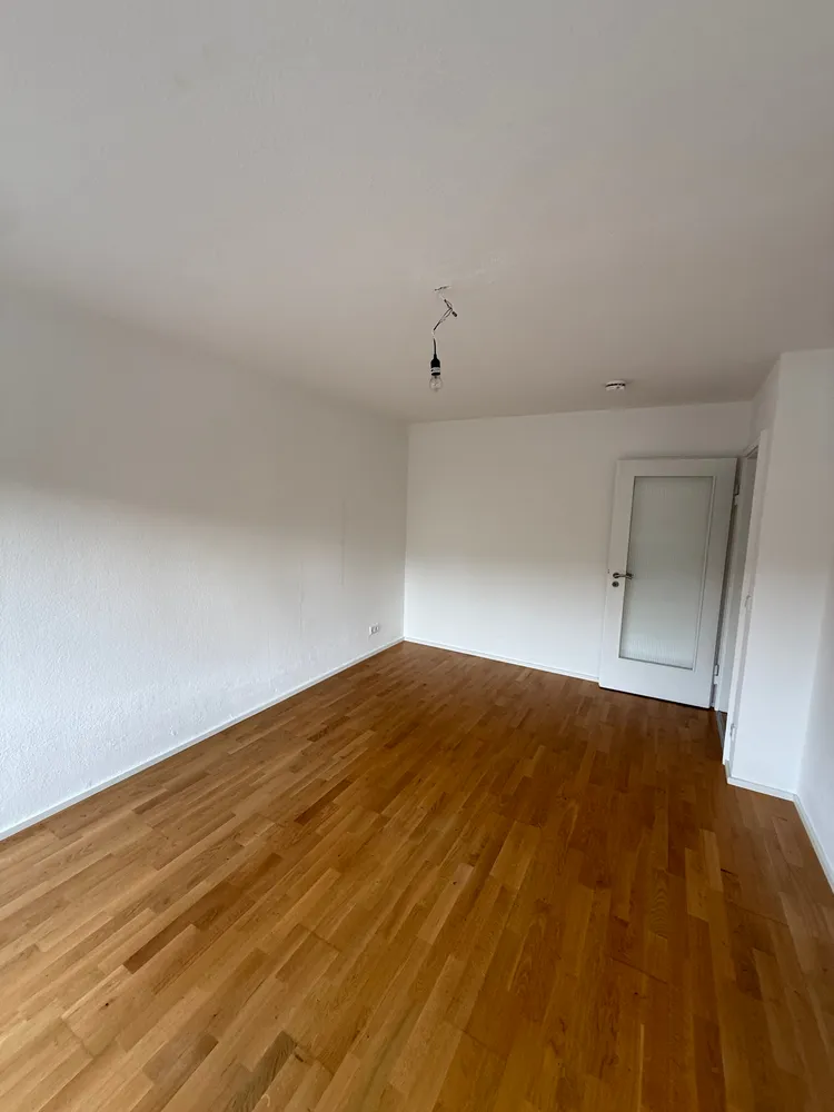 3 Zimmer Wohnung mit 60 m² in München – Bild 2