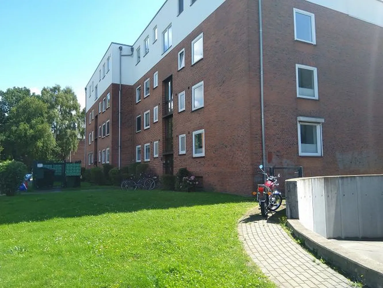 3 Zimmer Wohnung mit 76 m² in Hamburg – Bild 2