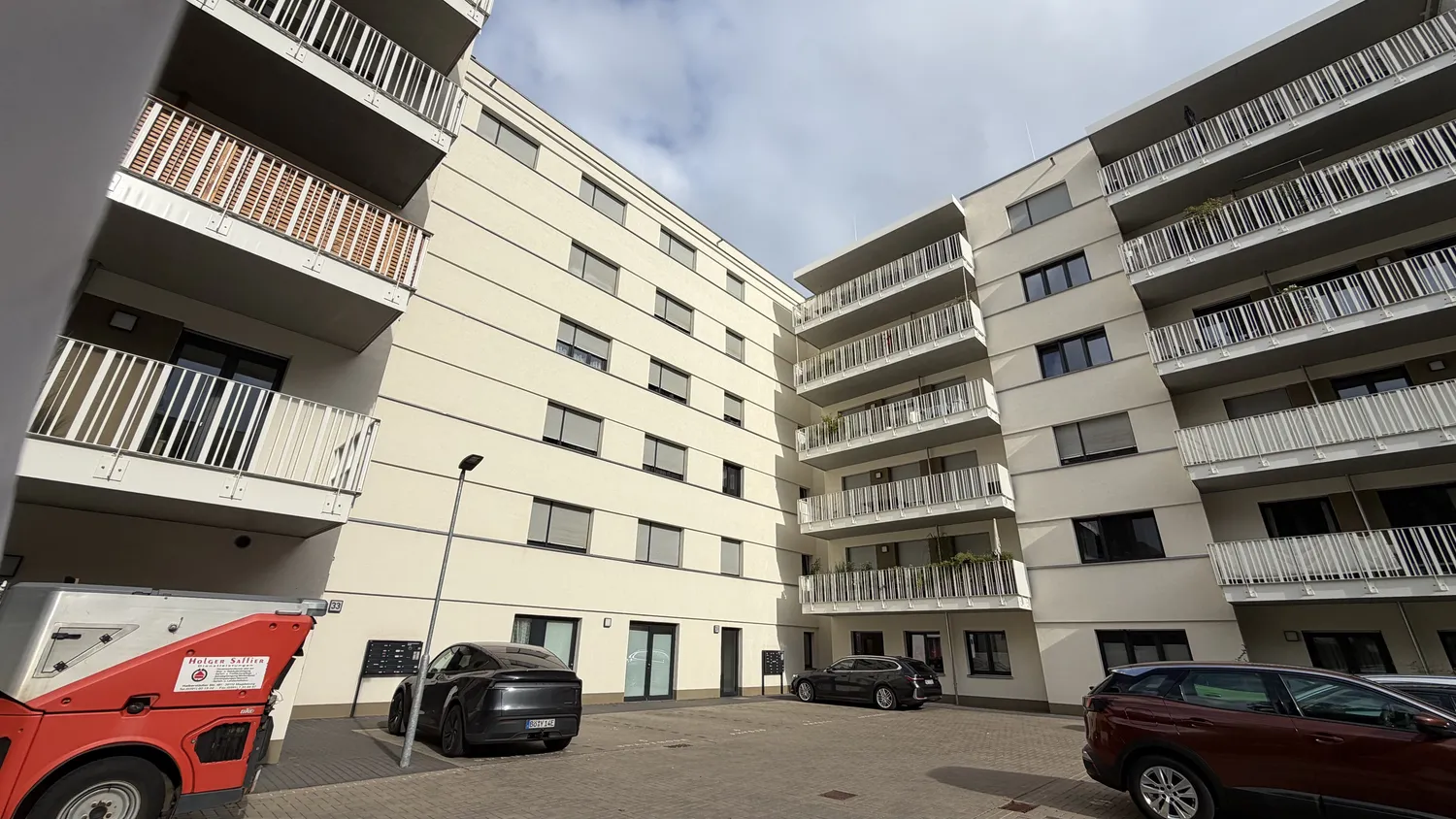 5 Zimmer Wohnung mit 94 m² in Magdeburg – Bild 3