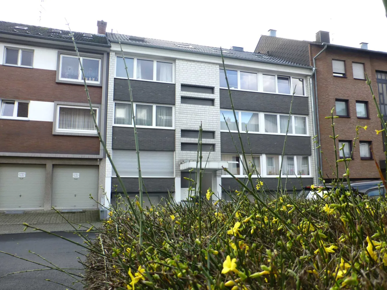 2 room apartment with 67 m² in Leverkusen – Photo 1