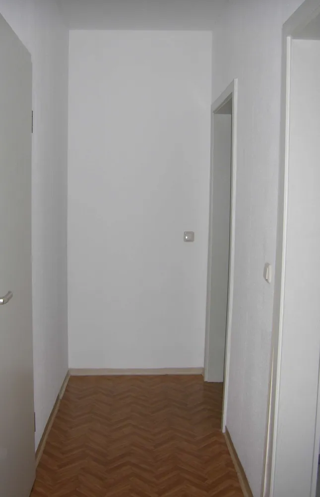 2 Zimmer Wohnung mit 47 m² in Werdau – Bild 2