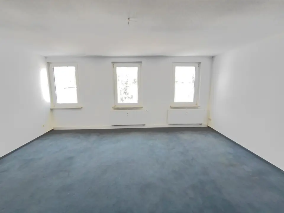 2 Zimmer Wohnung mit 74 m² in Zeitz – Bild 1