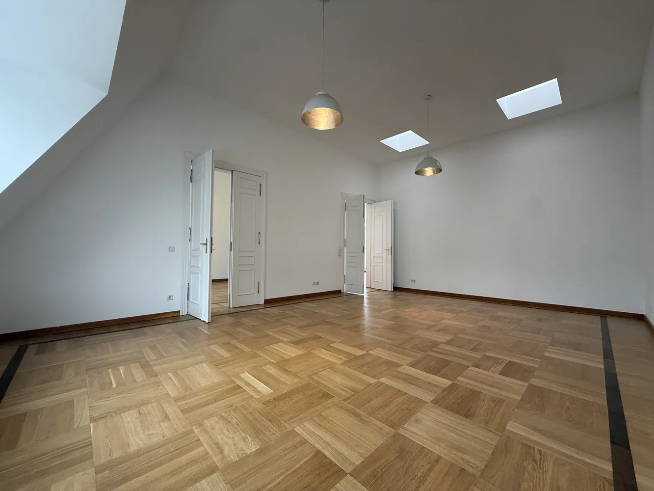 5 Zimmer Wohnung mit 256 m² in Berlin – Bild 10