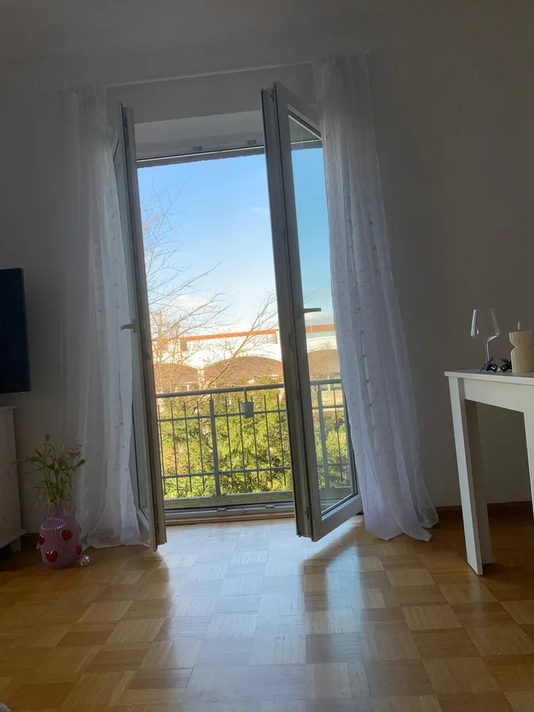 2 room apartment with 60 m² in Cologne – Photo 2